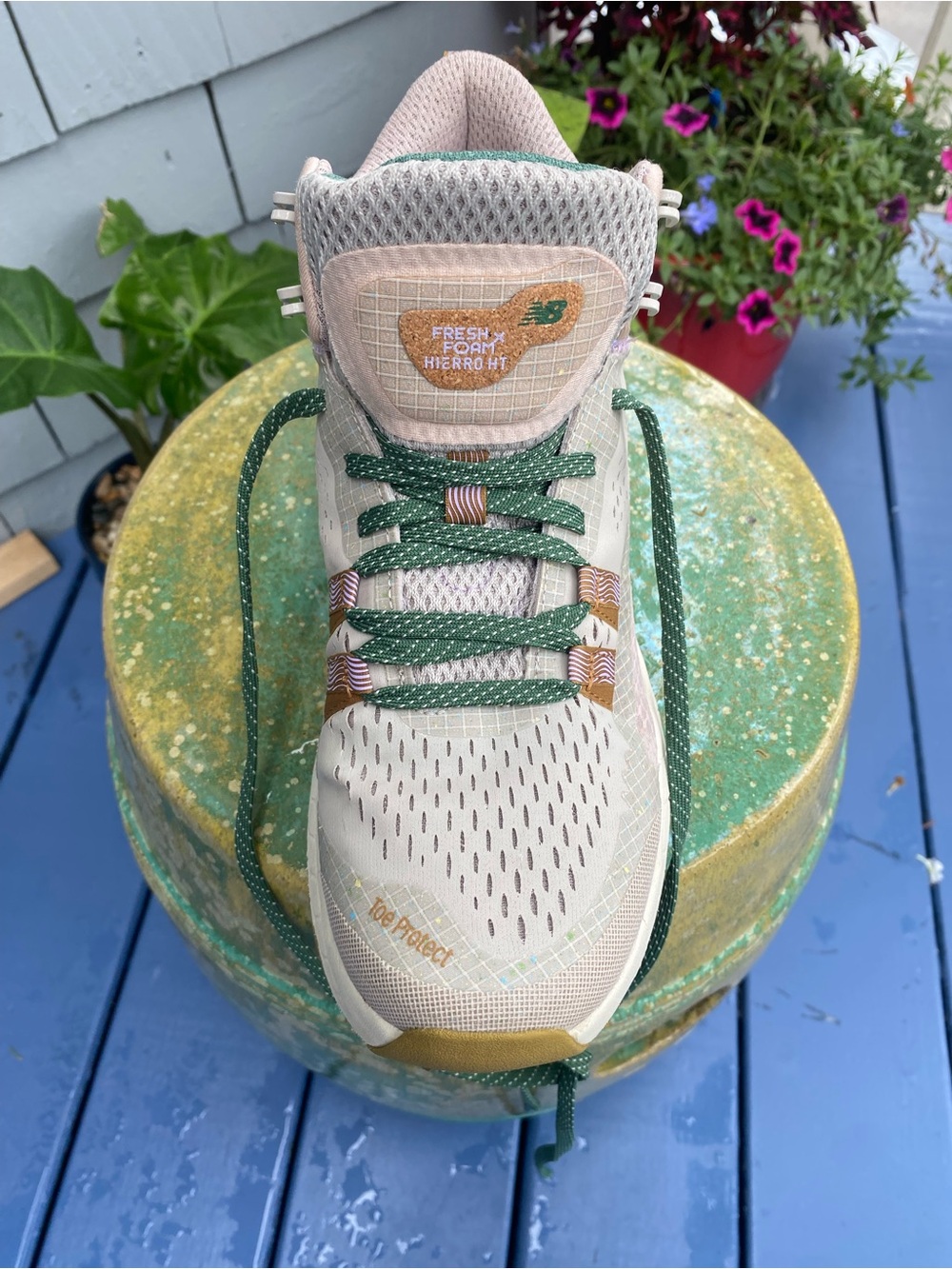 New Balance Women’s Fresh Foam Hierro HT Trail Sneaker